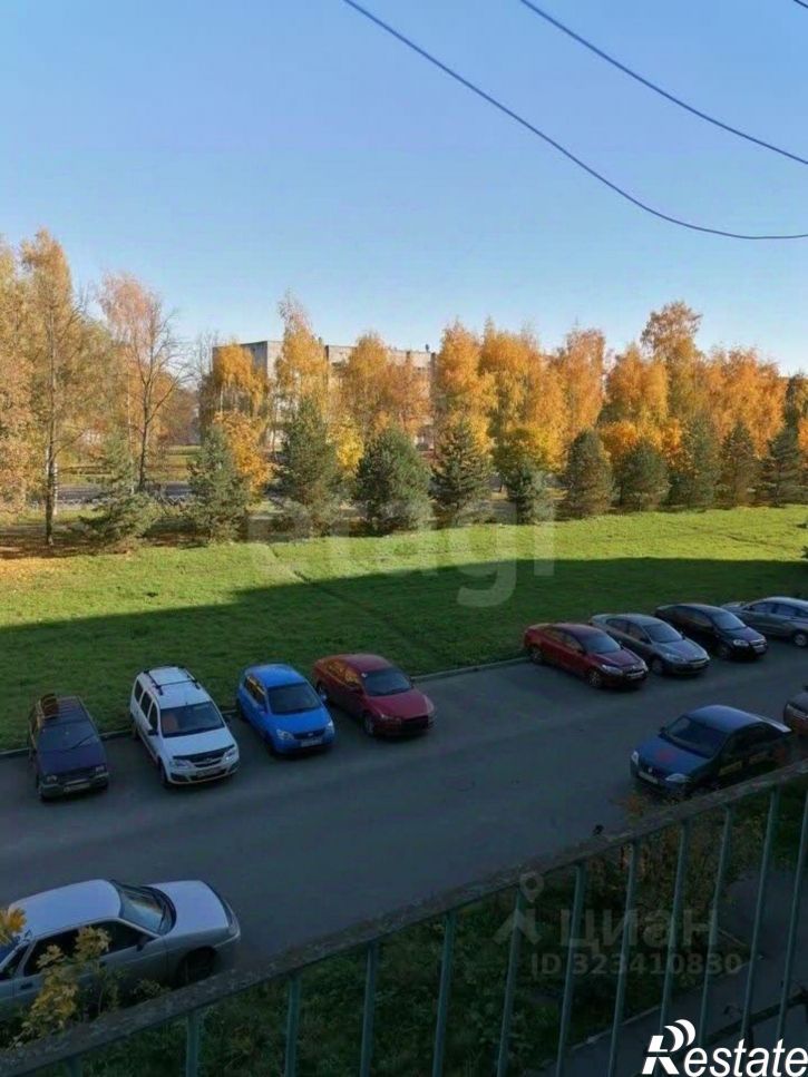 3-комн квартира проспект Серова, 5,  д. 5