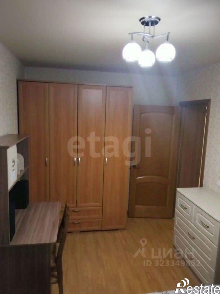 3-комн квартира улица Моторостроителей, 1,  д. 1