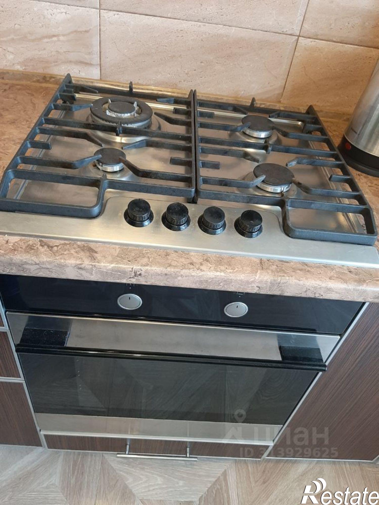 Сдать квартиру за 40 000 рублей на Крестовая улица, 135