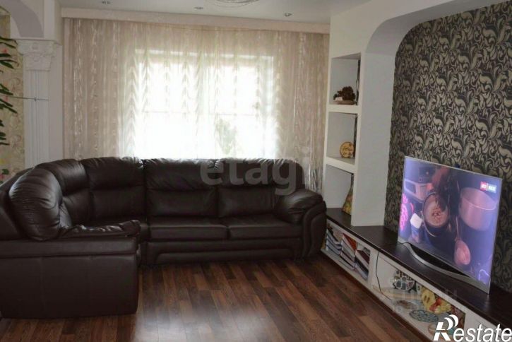 4-комн квартира улица Плеханова, 20,  д. 20