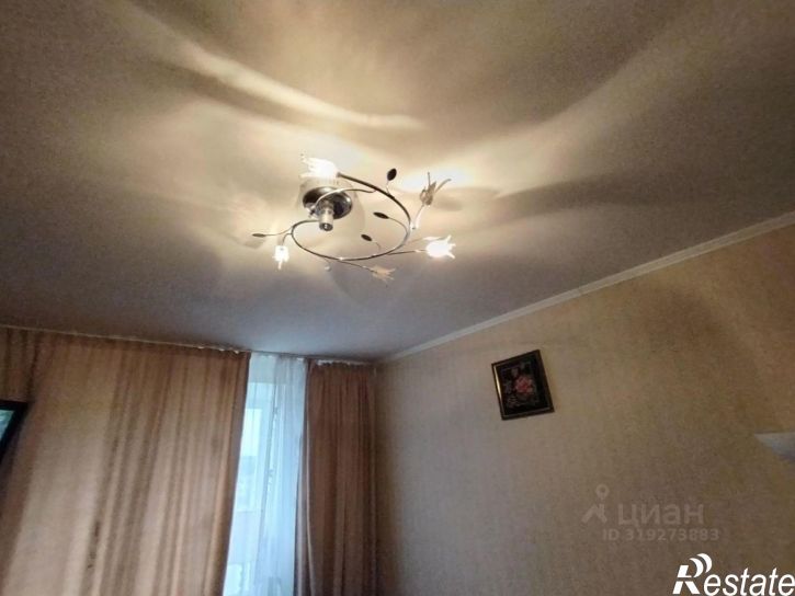 3-комн квартира ул Суркова, 3,  д. 3