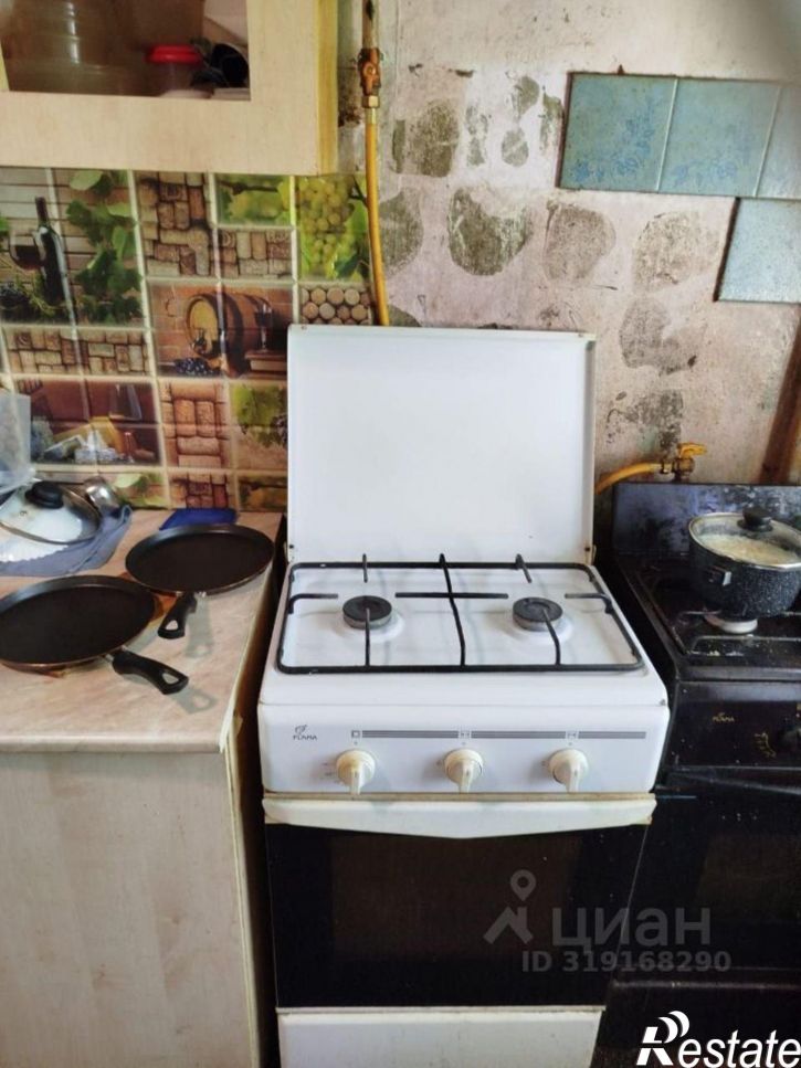 Комната улица Боткина, 12,  д. 12