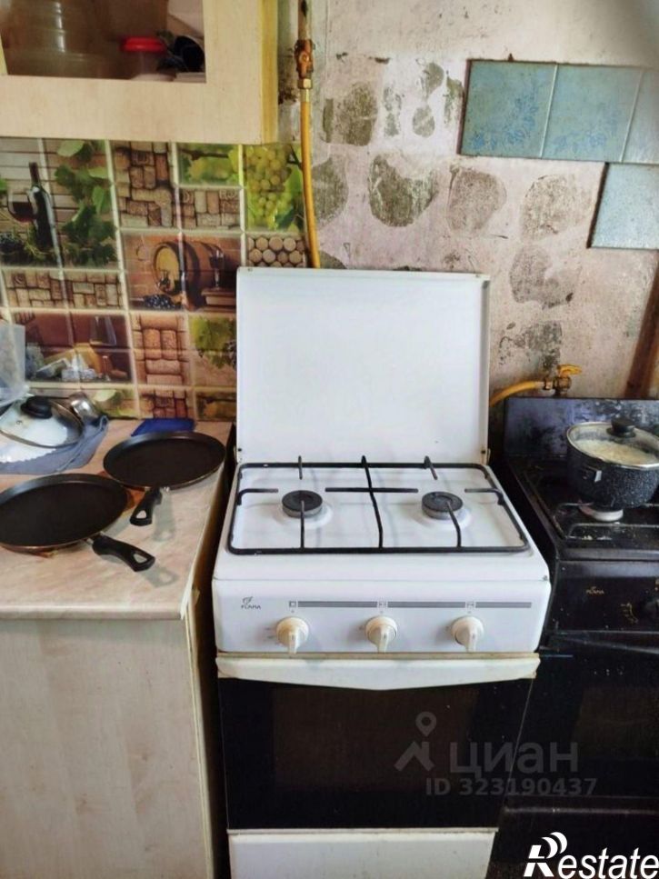 Комната улица Боткина, 12,  д. 12