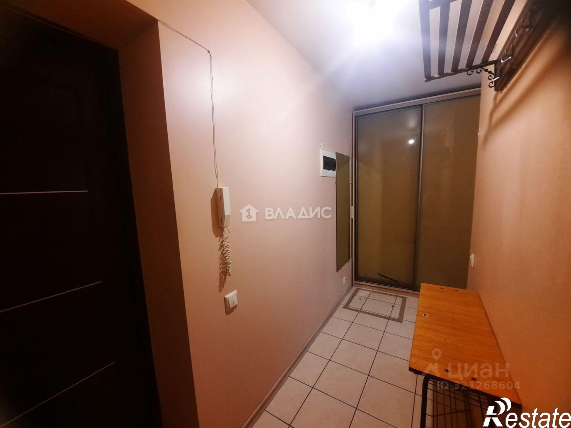 Купить квартиру за 2 400 000 рублей на ул Колышкина, 9