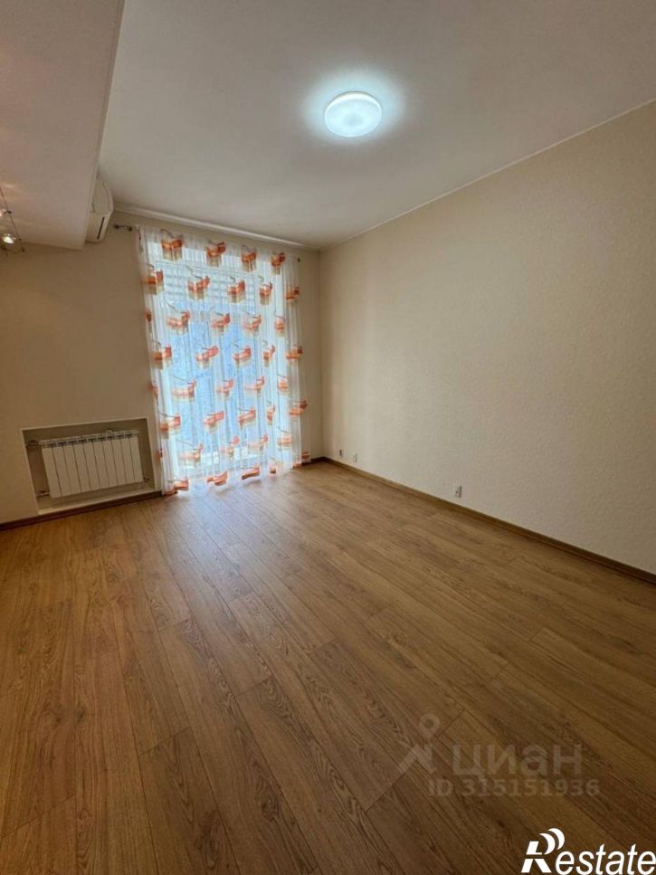 4-комн квартира улица Пушкина, 12А,  д. 12А