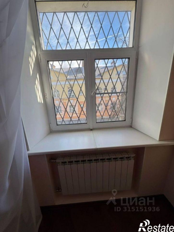 4-комн квартира улица Пушкина, 12А,  д. 12А