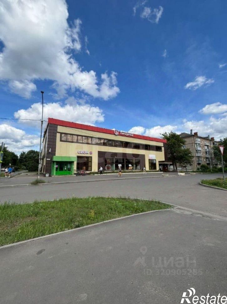 2-комн квартира улица Славского, 5,  д. 5