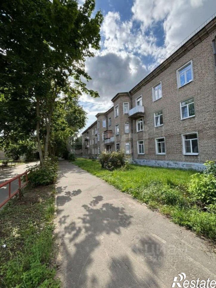 2-комн квартира улица Славского, 5,  д. 5