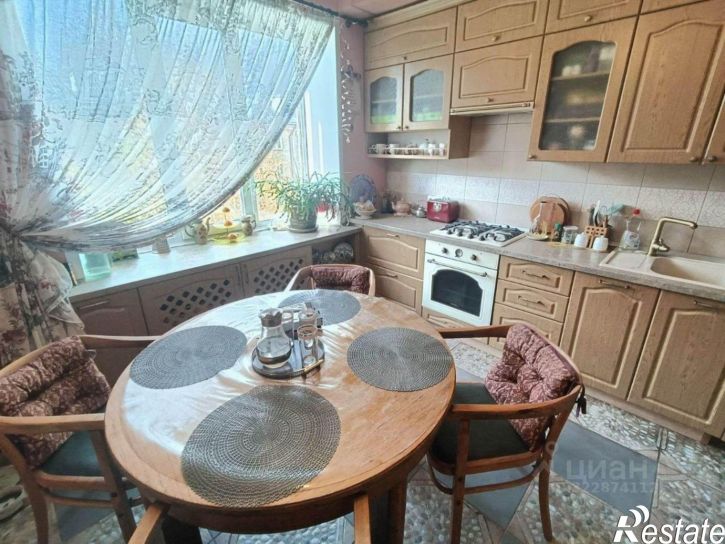 3-комн квартира улица Рапова, 2,  д. 2