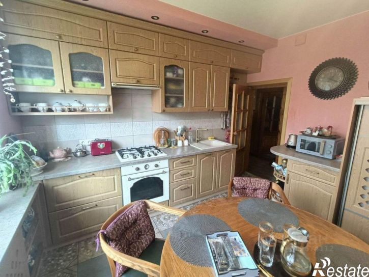 3-комн квартира улица Рапова, 2,  д. 2