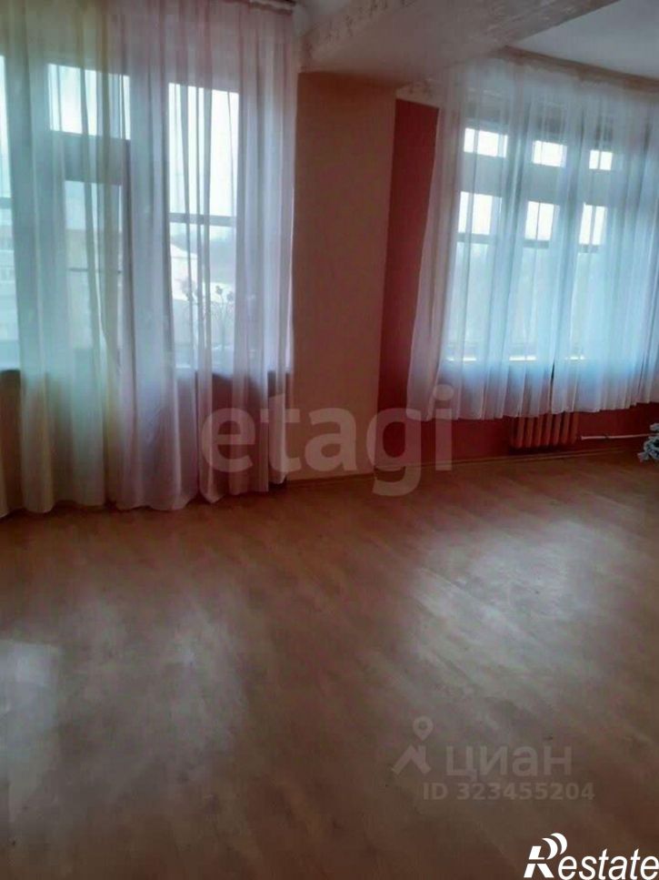 3-комн квартира улица Блюхера, 11,  д. 11