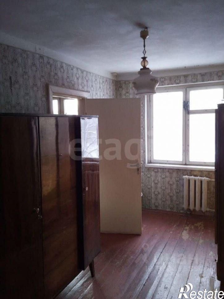 3-комн квартира улица 50 лет ВЛКСМ, 8,  д. 8