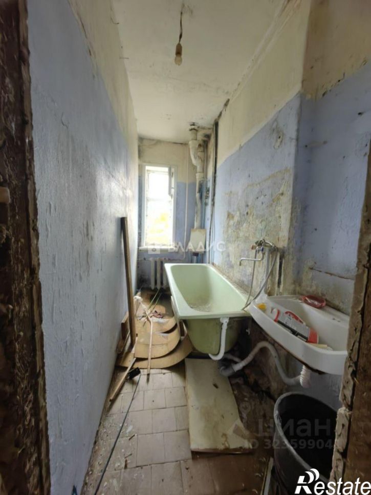 3-комн квартира проспект 50 лет Октября, 2,  д. 2