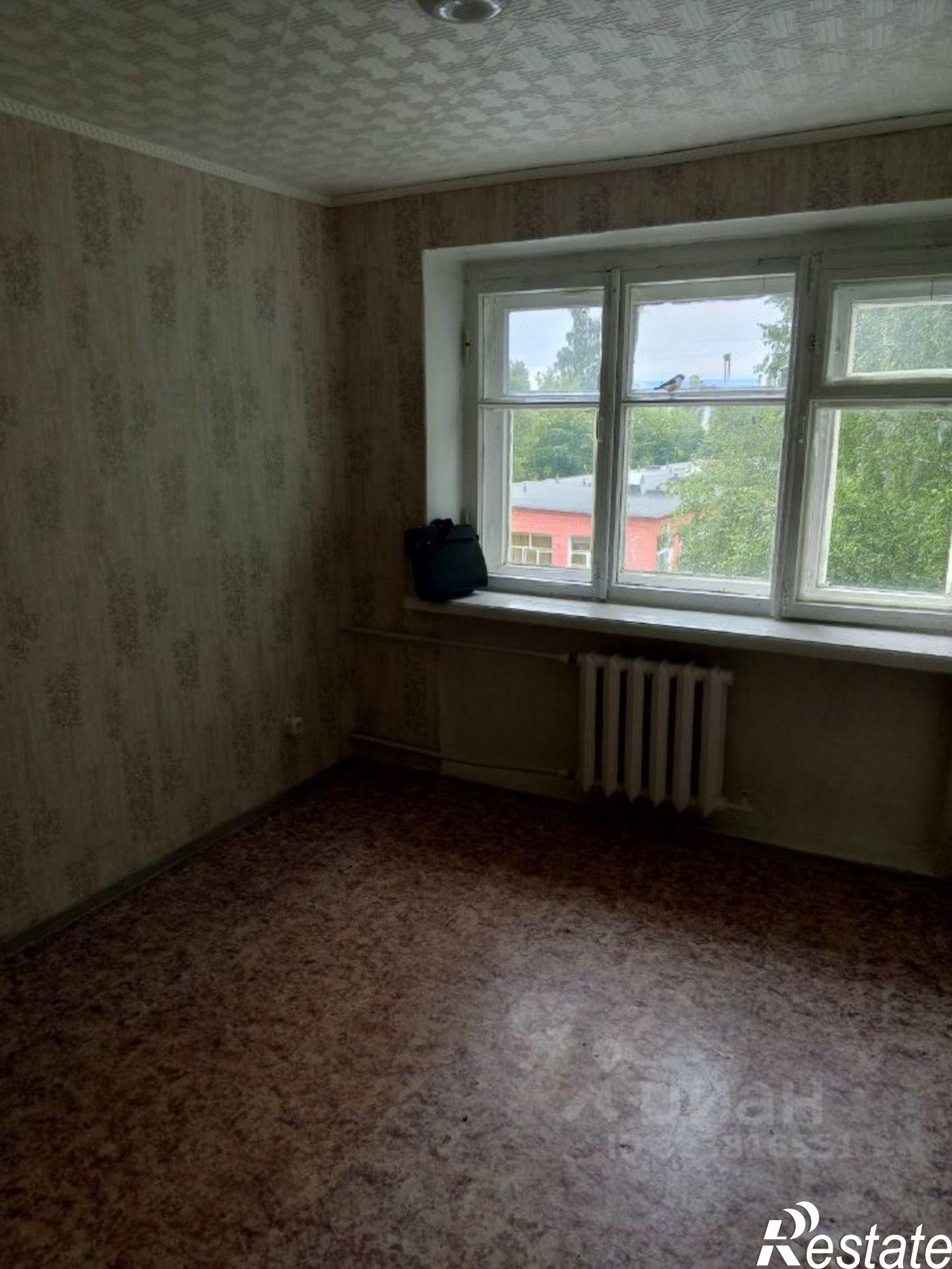 Купить комнату за 400 000 рублей на ул Баженова, 19