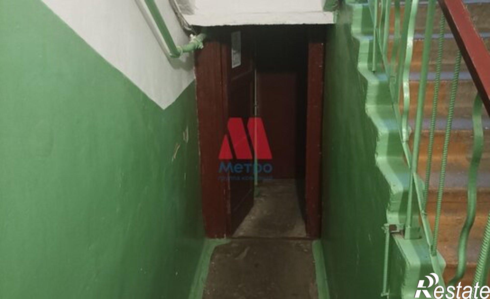 Купить квартиру за 2 000 000 рублей на ул 50 лет ВЛКСМ, 10