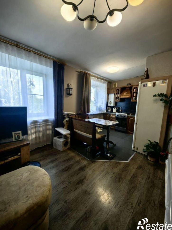 3-комн квартира пр-кт Революции, 52,  д. 52