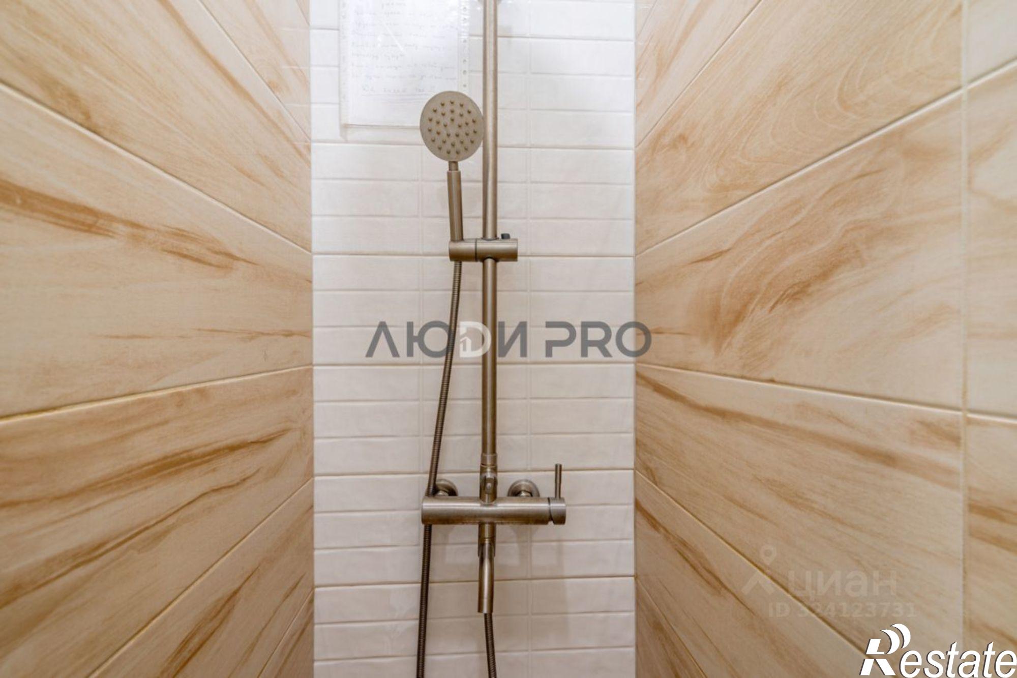 Купить квартиру за 2 250 000 рублей на Шлюзовая улица, 5