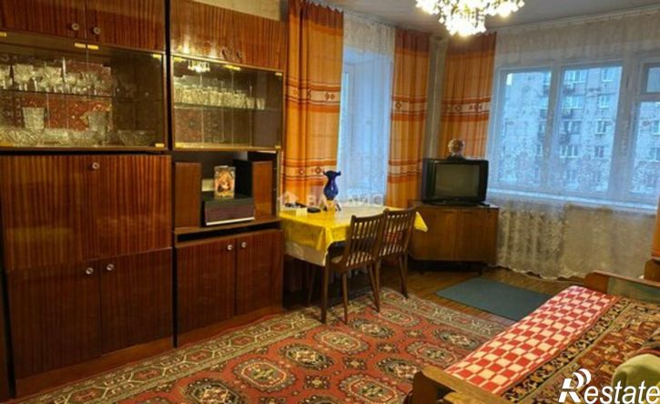 3-комн квартира улица Яна Гуса, 4,  д. 4