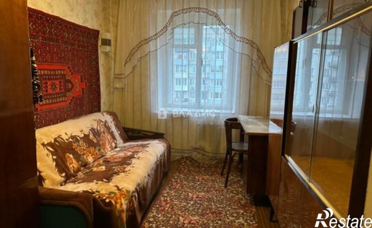 3-комн квартира улица Яна Гуса, 4,  д. 4