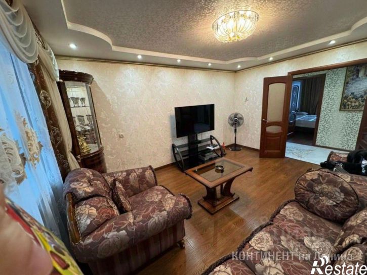 3-комн квартира улица Плеханова, 37,  д. 37