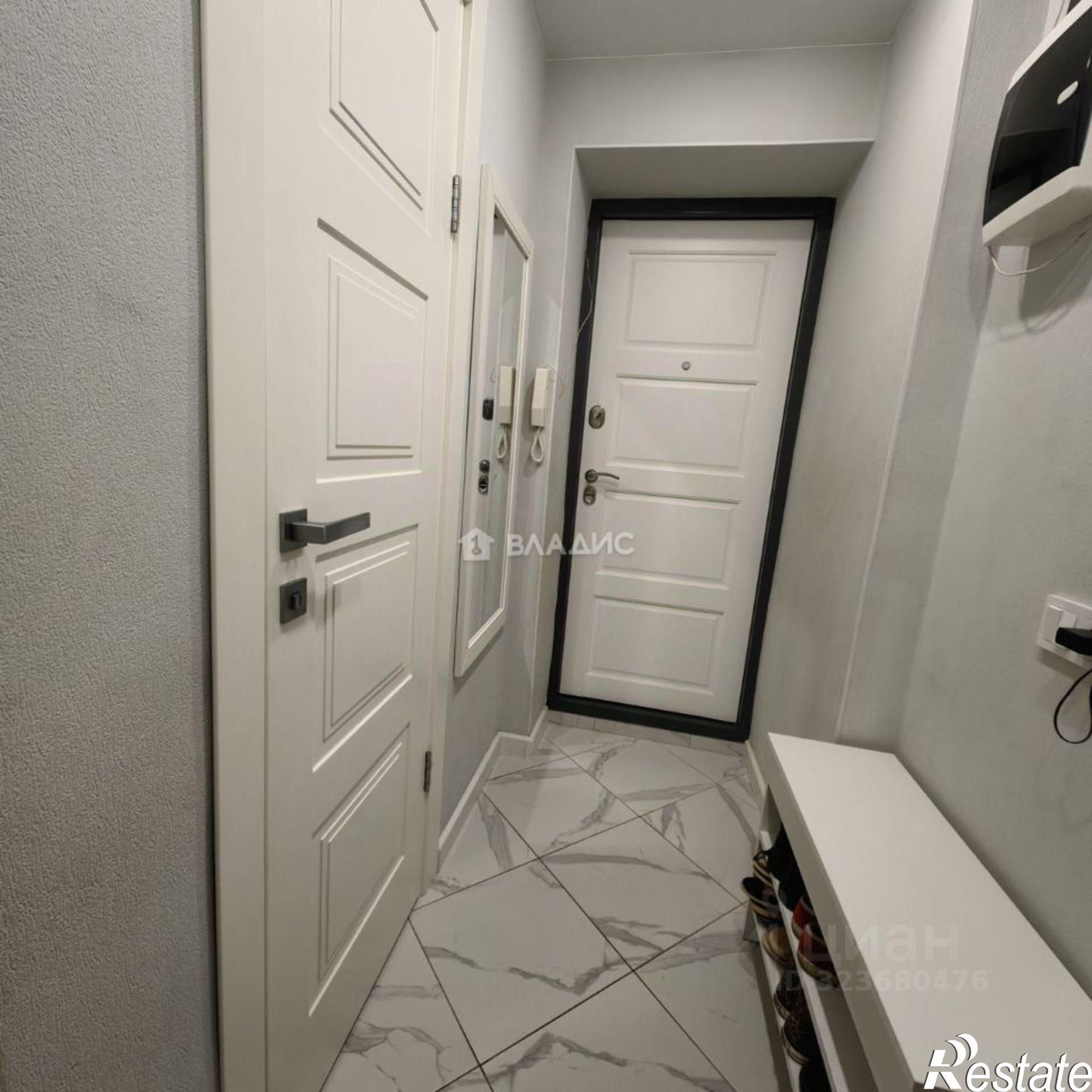 Купить квартиру за 3 700 000 рублей на Солнечная улица, 3