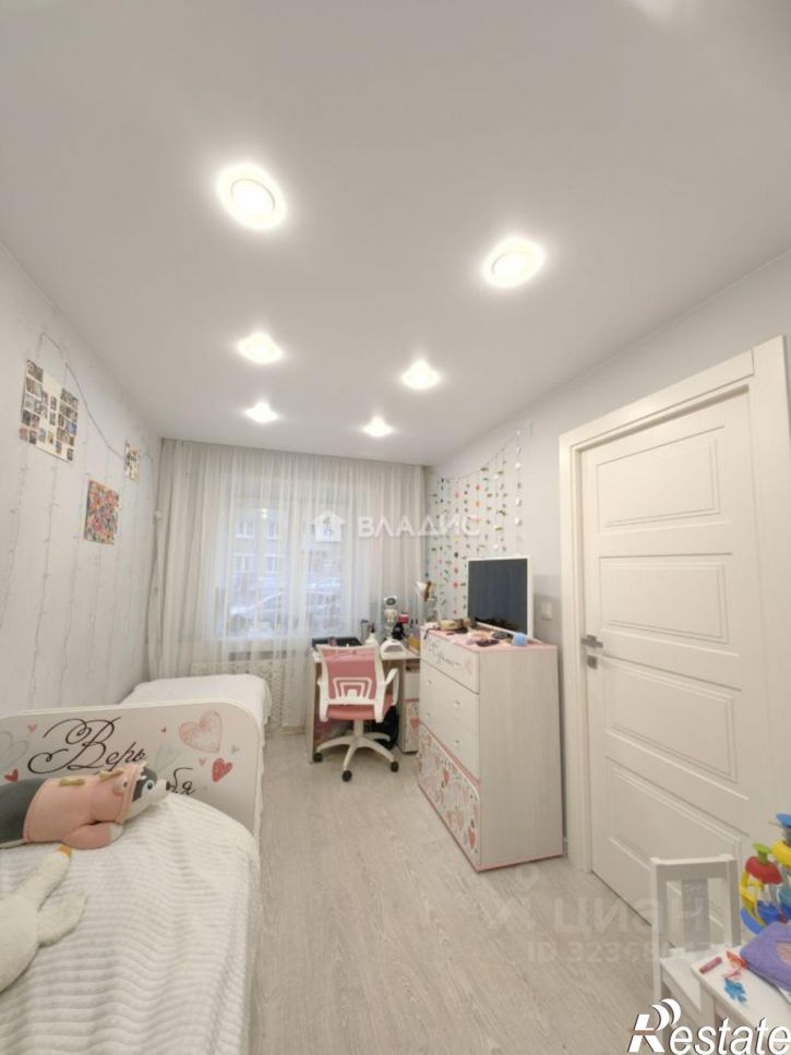 2-комн квартира Солнечная улица, 3,  д. 3