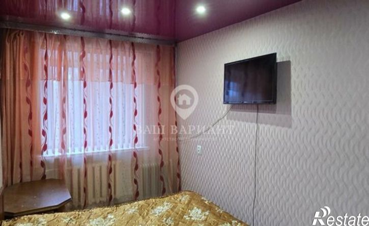 2-комн квартира улица Чекистов, 12,  д. 12