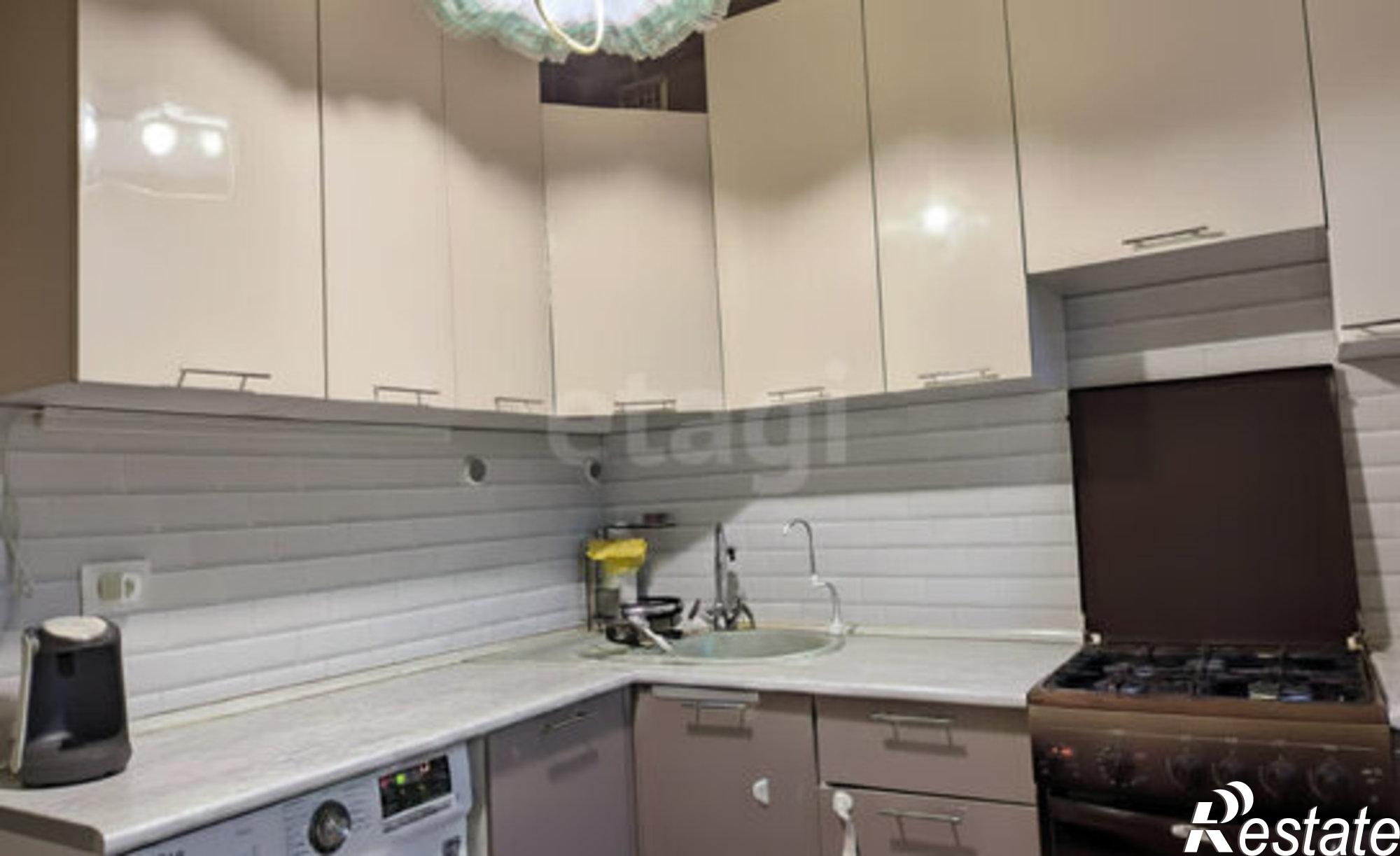 Купить квартиру за 4 200 000 рублей на Молодёжная улица, 6