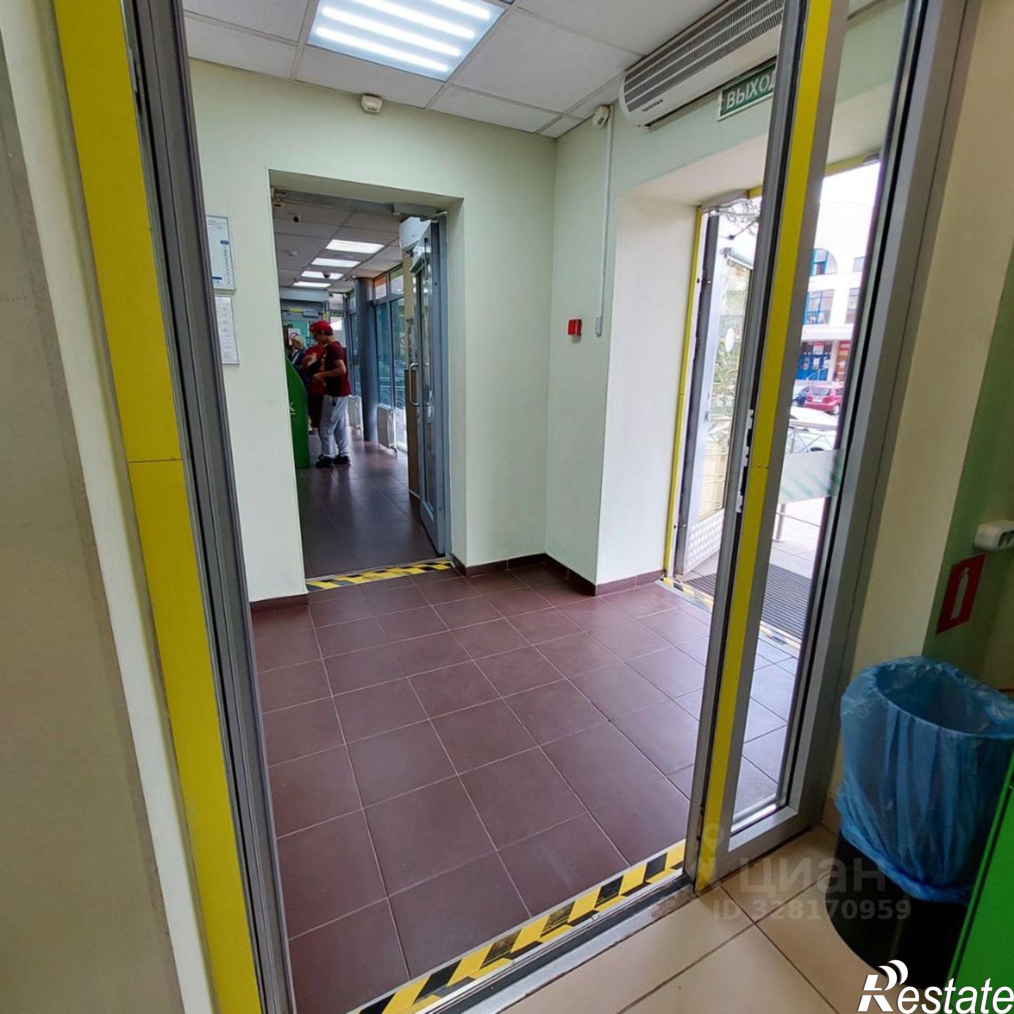 Сдать офис, помещение под офис за 148 200 рублей на ул Кирова, 30