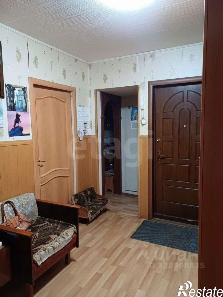 3-комн квартира пр-кт Революции, 4,  д. 4