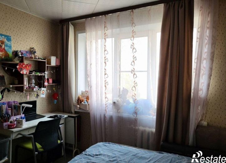 2-комн квартира пр-кт Революции, 42,  д. 42