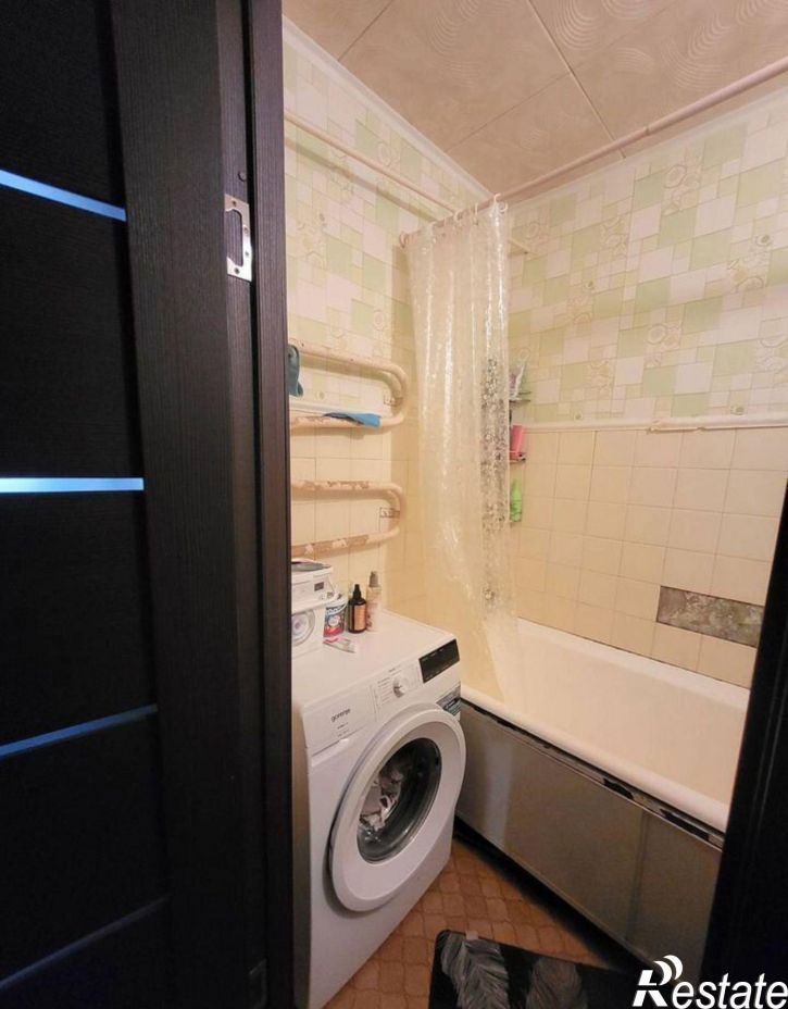2-комн квартира пр-кт Революции, 42,  д. 42