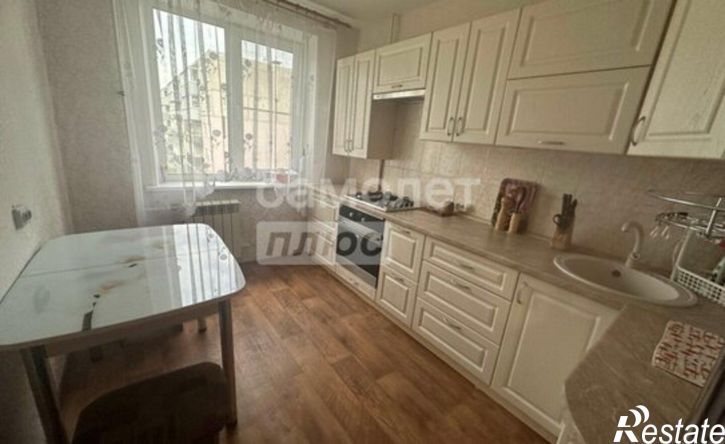 3-комн квартира улица Алябьева, 21,  д. 21