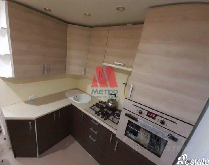 2-комн квартира пр-кт Серова, 5а,  д. 5а