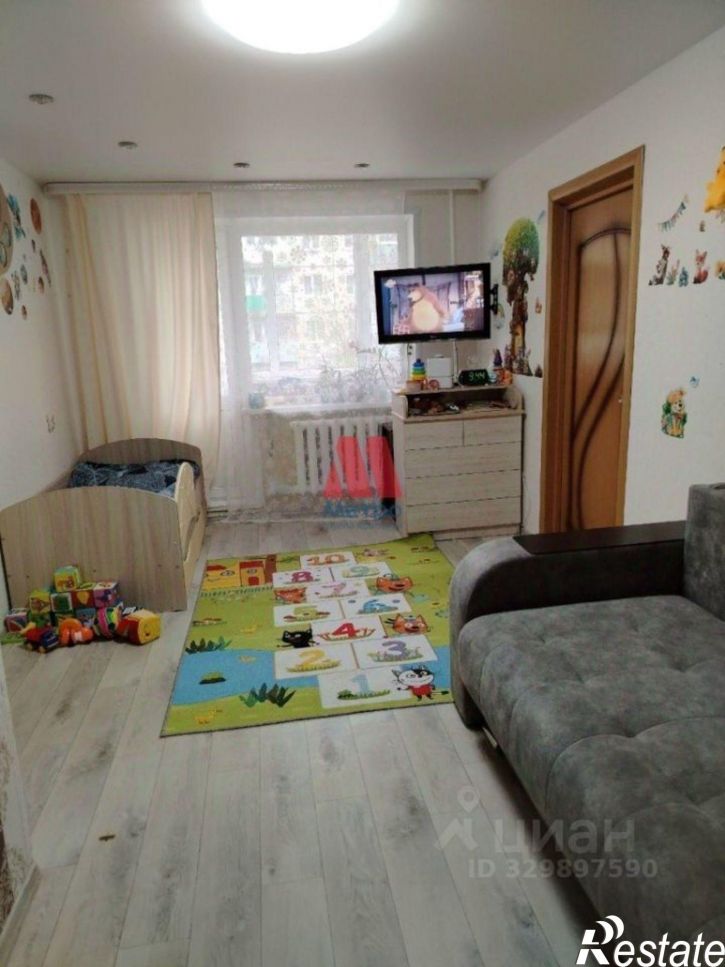 2-комн квартира пр-кт Серова, 5а,  д. 5а