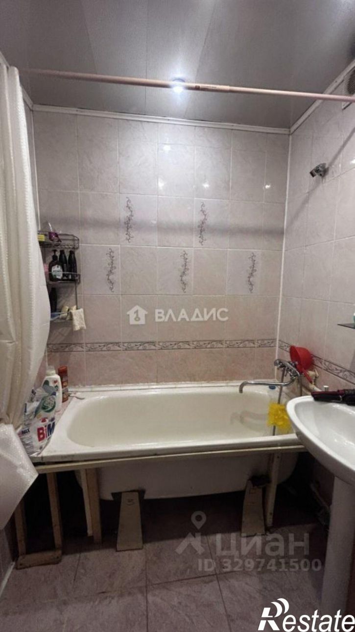 3-комн квартира ул Моторостроителей, 7,  д. 7