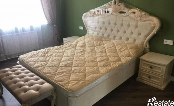 3-комн квартира улица Рапова, 2,  д. 2