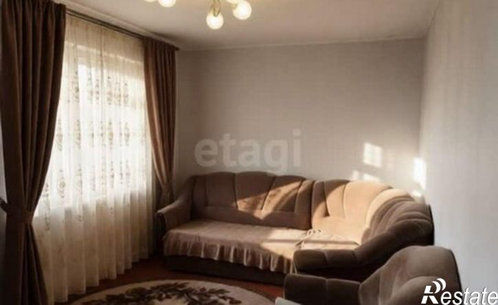 3-комн квартира улица Кустова, 8,  д. 8