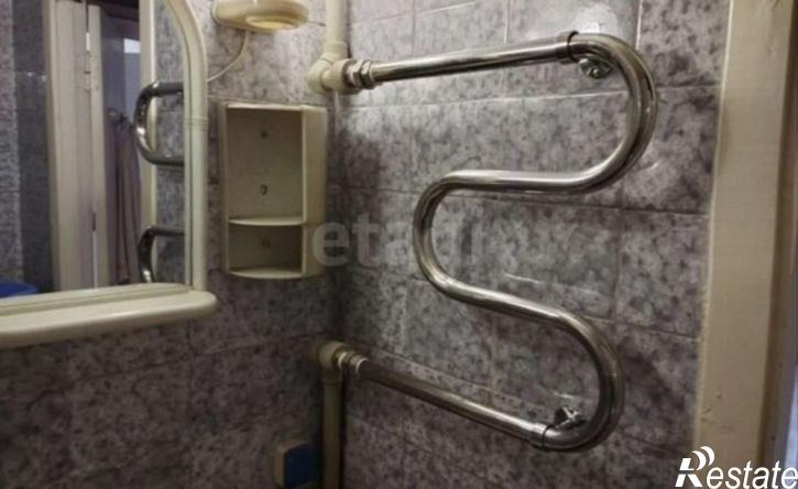 3-комн квартира улица Кустова, 8,  д. 8
