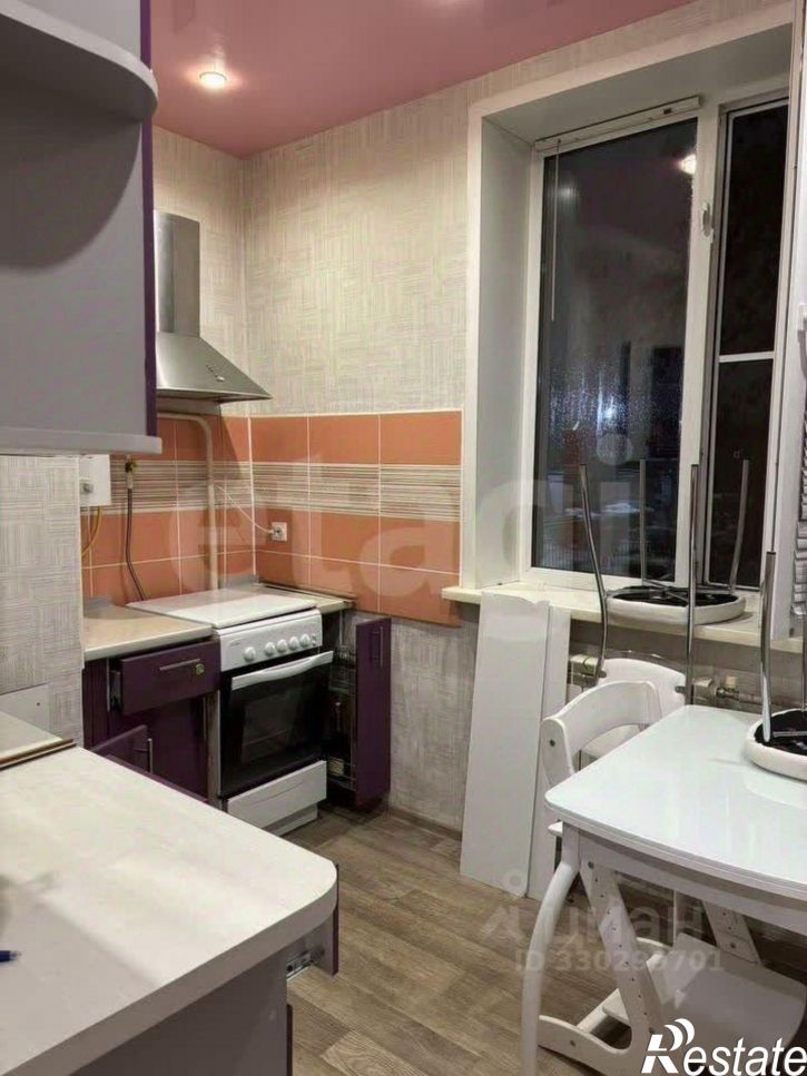 3-комн квартира улица Олега Кошевого, 3,  д. 3