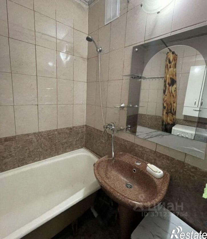 2-комн квартира улица Ухтомского, 3,  д. 3
