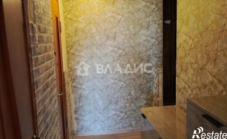 3-комн квартира пр-кт 50 Лет Октября, 14,  д. 14
