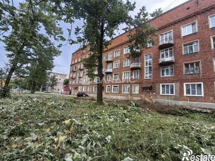 3-комн квартира ул Блюхера, 11,  д. 11