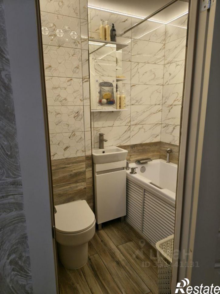 3-комн квартира ул Бориса Рукавицына, 8,  д. 8