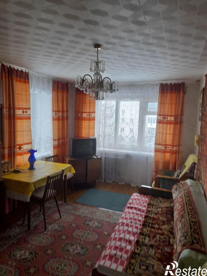 3-комн квартира ул Яна Гуса, 4,  д. 4