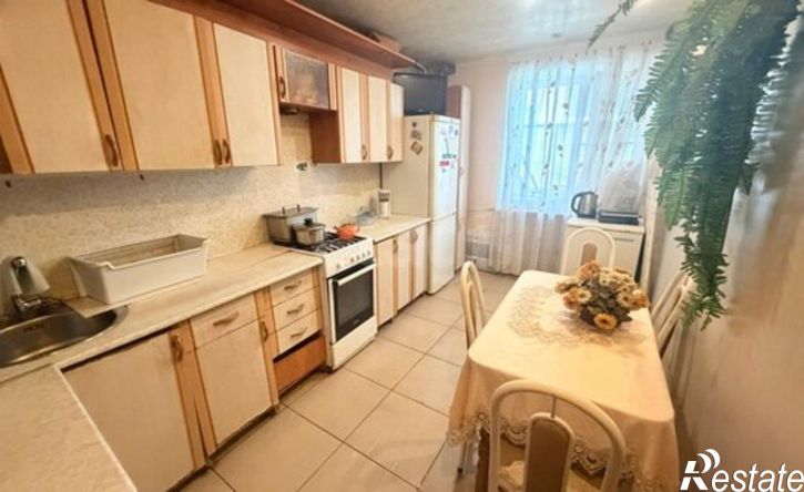 3-комн квартира ул Суркова, 19,  д. 19
