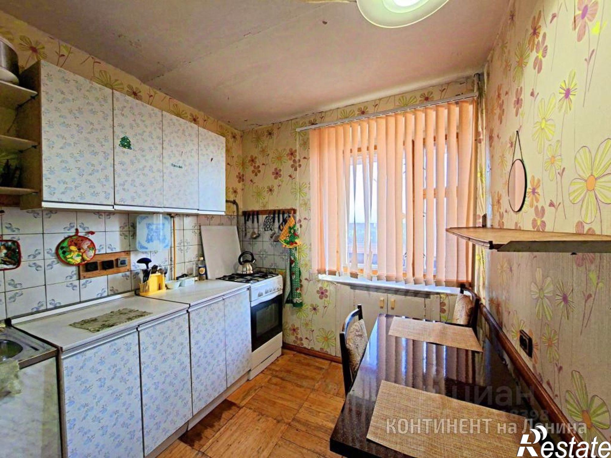 Сдать квартиру за 15 000 рублей на ул Суркова, 3