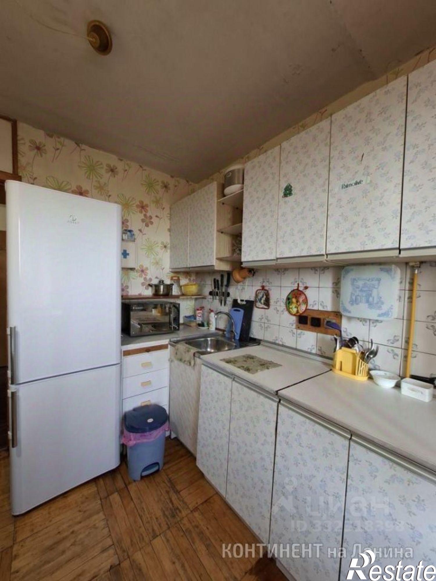 Сдать квартиру за 15 000 рублей на ул Суркова, 3