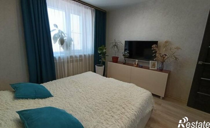 4-комн квартира ул Моторостроителей, 11,  д. 11