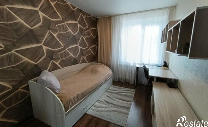 4-комн квартира ул Моторостроителей, 11,  д. 11